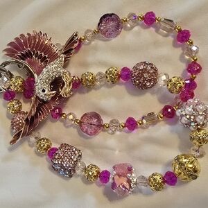 Elegant Pink and Gold Beaded Accessory Chain